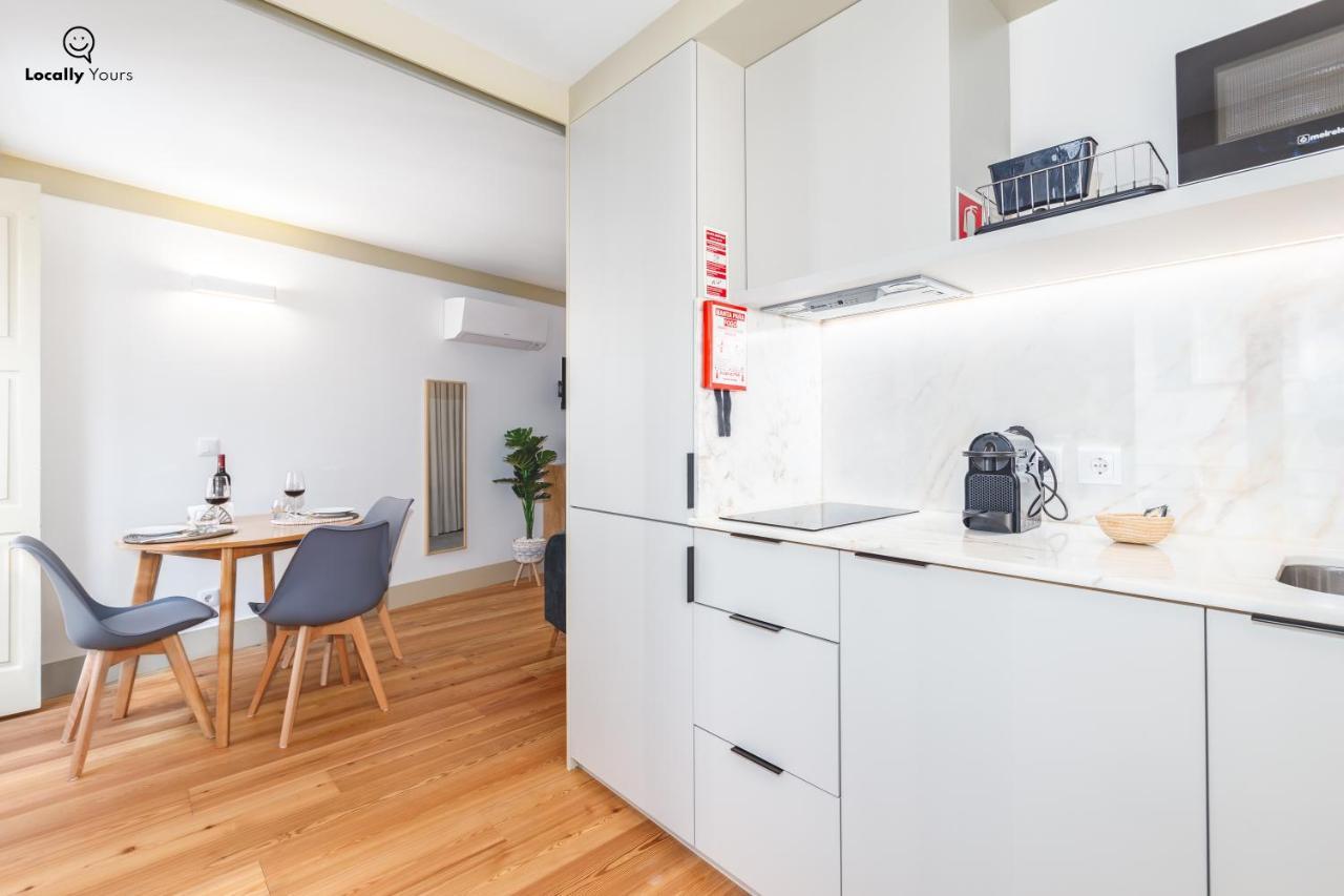 Locally Yours Flores Apartments Porto Buitenkant foto